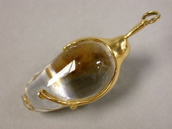 Lot image - Gold and Crystal Pendant