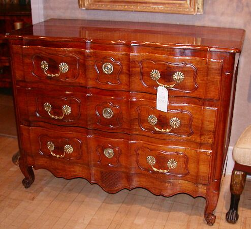 Lot image - Provincial Louis XV Walnut Commode