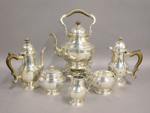 Lot image - Modern English Silver Tea and Coffee Service