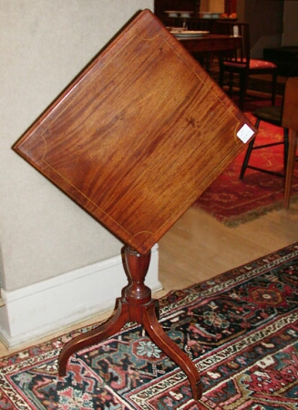 Lot image - Federal Inlaid Mahogany Tilt-Top Tripod Table Early 19th century