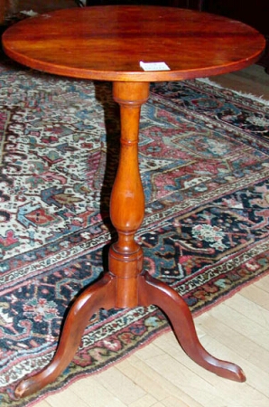 Lot image - Federal Cherry Tripod Stand