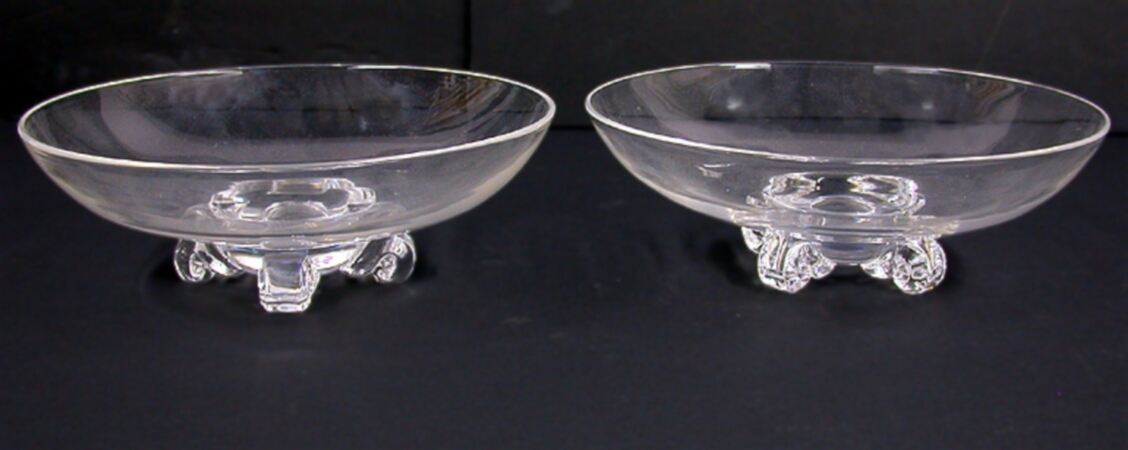 Lot image - Pair of Steuben Glass Bowls