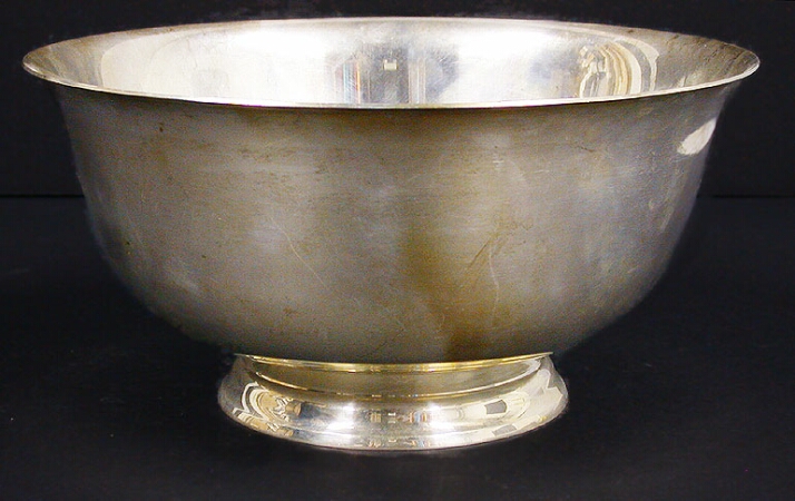 Lot image - Reed & Barton Sterling Silver Revere Style Bowl