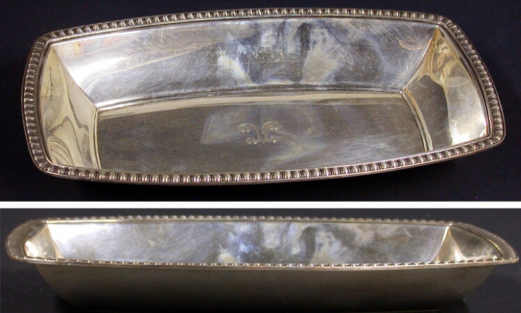 Lot image - Tiffany & Co. Sterling Silver Bread Tray