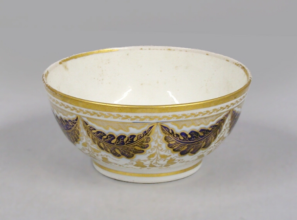 Lot image - English Blue and White Gilt Decorated Porcelain Bowl