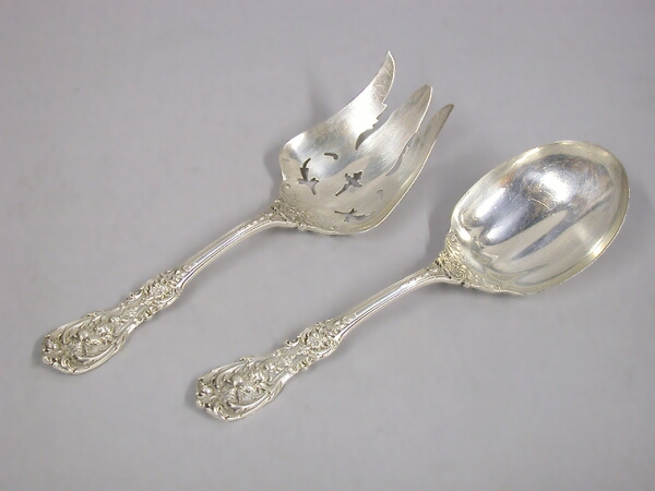 Lot image - Two Reed & Barton Sterling Serving Pieces