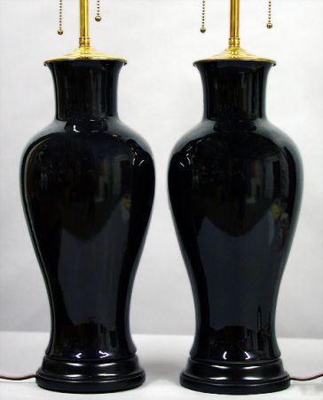 Lot image - Pair of Chinese Black Glazed Porcelain Vases