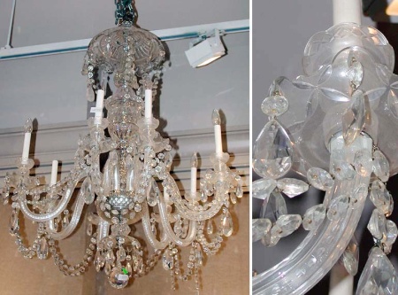Lot image - Georgian Style Colorless Cut Glass Eight-Light Chandelier