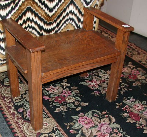 Lot image - Mission Style Oak Window Bench