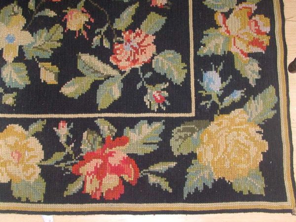 Lot image - Portuguese Needlepoint