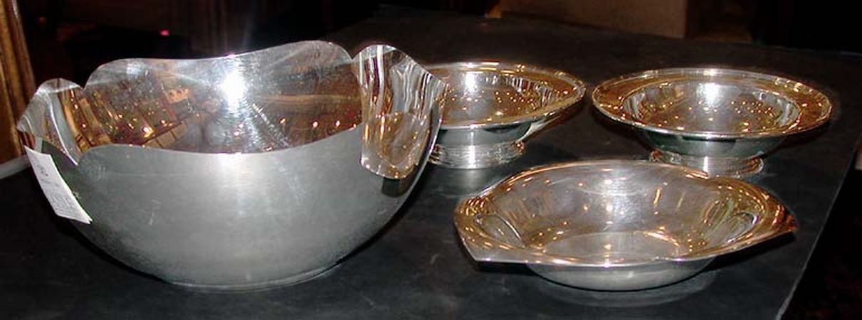 Lot image - Miscellaneous Group of Four Tiffany & Co. Sterling Silver Bowls  Total approximately 41 ounces.
