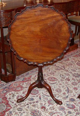 Lot image - George III Style Mahogany Piecrust Tilt-Top Tripod Table