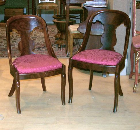 Lot image - Set of Four Classical Mahogany Gondola-Form Side Chairs