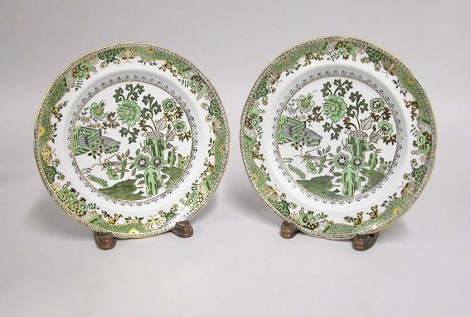 Lot image - Pair of Spode Porcelain Cabinet Plates