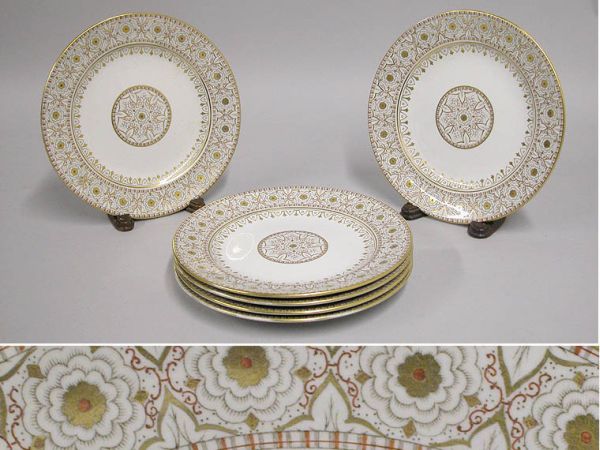 Lot image - Six Royal Worcester Porcelain Plates