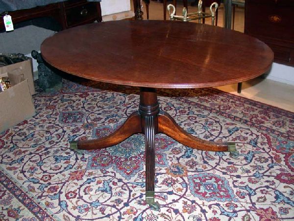 Lot image - Georgian Style Mahogany Tilt-Top Breakfast Table