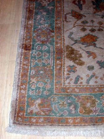 Lot image - Oushak Carpet