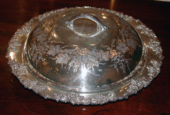 Lot image - Silver Plated Covered Divided Dish