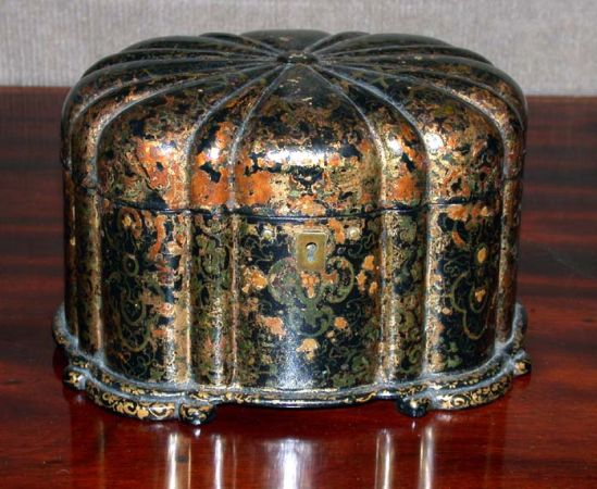 Lot image - Georgian Style Chinoiserie Decorated Lacquered Tea Caddy