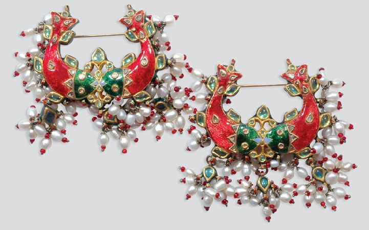 Lot image - Pair of Indian Jaipur Enamel, Biwa Pearl, Diamond and Glass Bead Fringe Brooches
