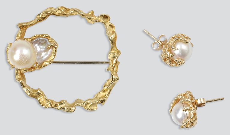 Lot image - Gold and Cultured Pearl Pin and Pair of Earrings