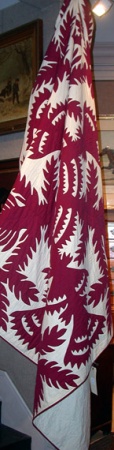 Lot image - Hawaiian Appliqued Cotton Quilt