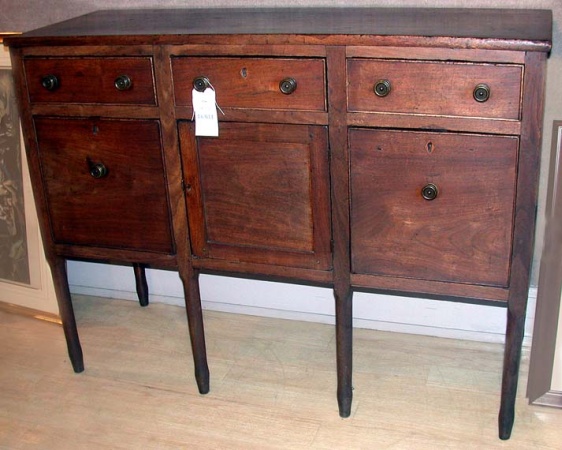 Lot image - Regency Mahogany Sideboard