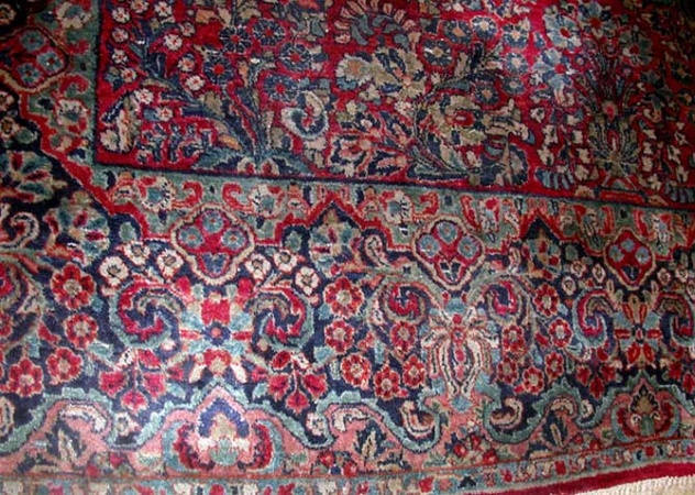 Lot image - Sarouk Carpet