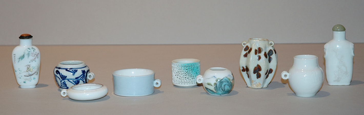 Lot image - Group of Nine Chinese Porcelain Articles