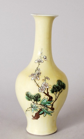 Lot image - Chinese Yellow Ground Famille Verte Porcelain Vase