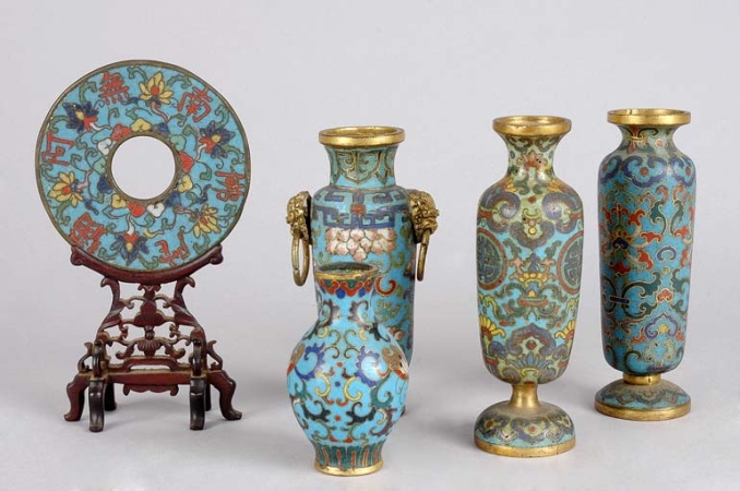 Lot image - Group of Five Chinese Cloisonne Miniature Articles