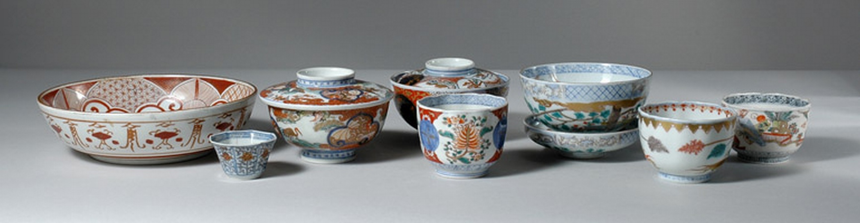 Lot image - Group of Japanese Imari Porcelain Articles