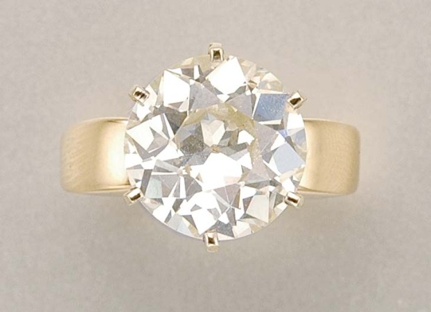 Lot image - Diamond Ring