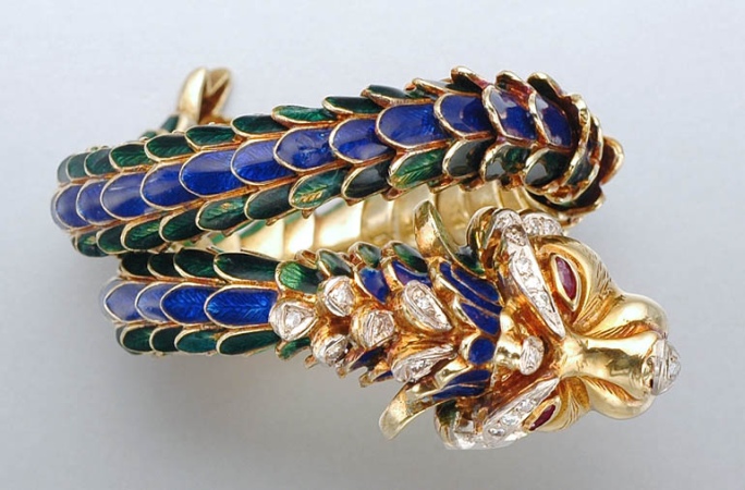 Lot image - Gold, Enamel, Diamond and Ruby Dragon Bangle