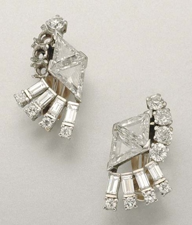 Lot image - Pair of Diamond Earclips