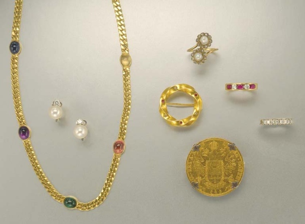 Lot image - Group of Gold and Gem-Set Jewelry