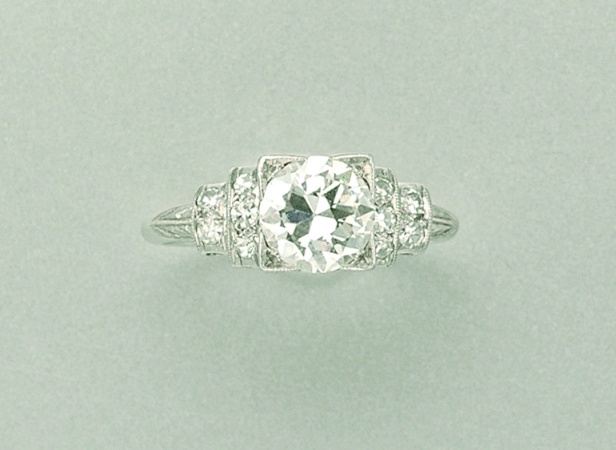 Lot image - Diamond Ring