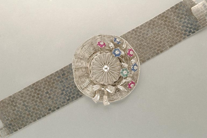 Lot image - White Gold Bracelet with Gem-Set and Diamond Hat Brooch Attachment