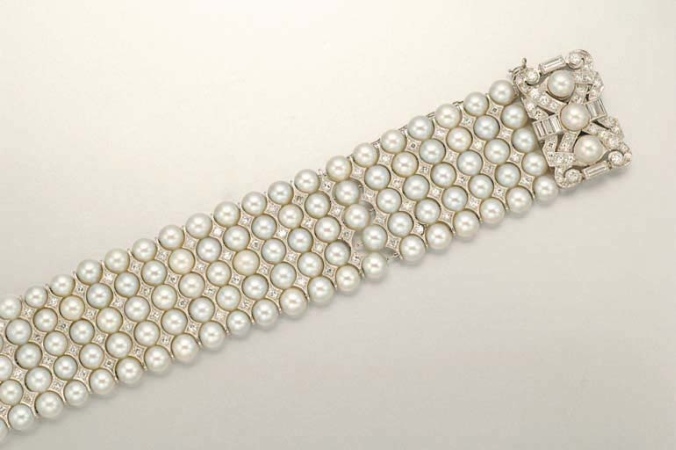 Lot image - Cultured Pearl and Diamond Bracelet