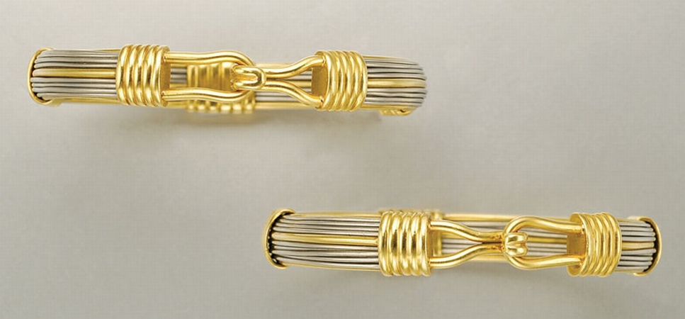 Lot image - Pair of Two-Color Gold Bangles