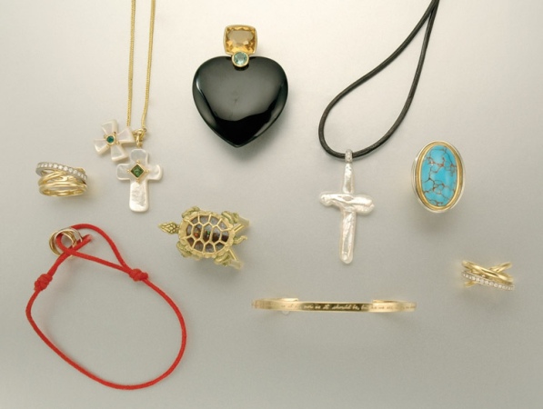 Lot image - Group of Jewelry