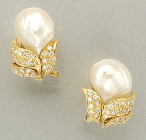 Lot image - Pair of Baroque Freshwater Pearl and Diamond Earclips