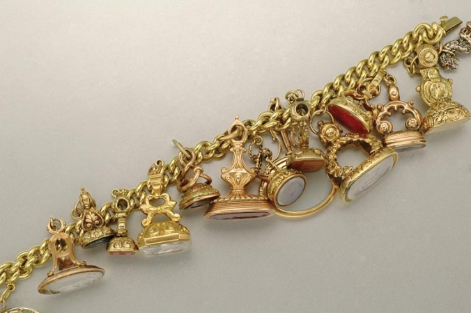 Lot image - Fob Charm Bracelet