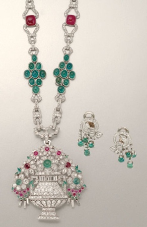 Lot image - Art Deco Platinum, Diamond, Emerald and Ruby Pendant Necklace and Pair of Earrings