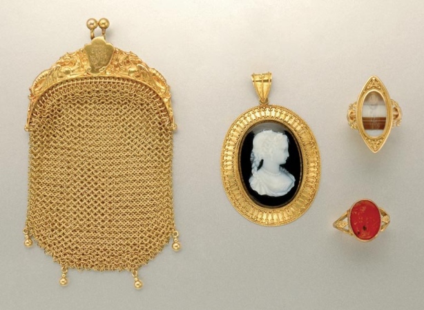 Lot image - Group of Antique Jewelry and Mesh Change Purse