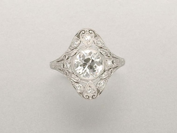 Lot image - Diamond Ring