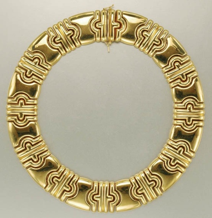 Lot image - Gold Necklace