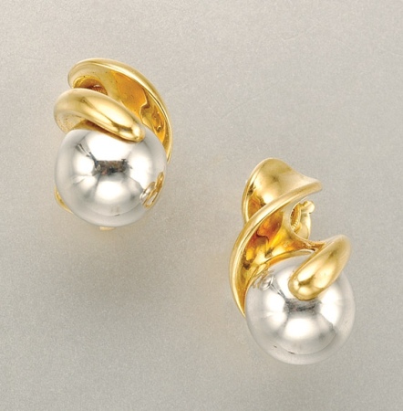 Lot image - Pair of Two-Color Gold Fusilli Earclips