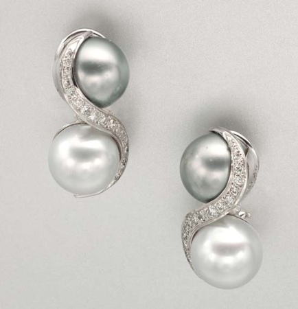 Lot image - Pair of Gray and Silver Cultured Pearl and Diamond Earclips