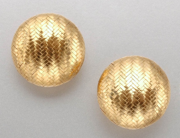 Lot image - Pair of Gold Earrings